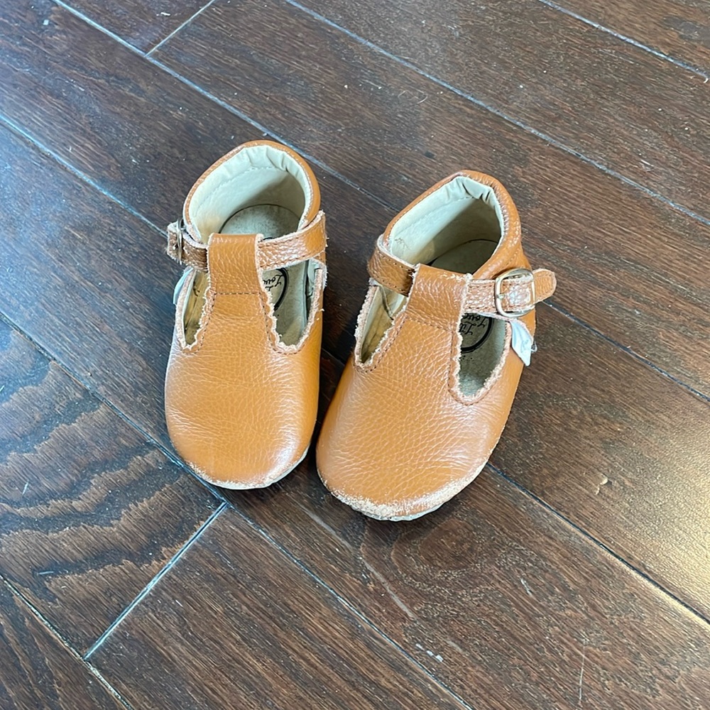 Little love bug leather moccasin shoes